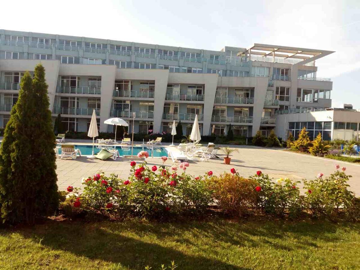 Apartments In Black Sea Star Complex Sozopol Bagian luar foto